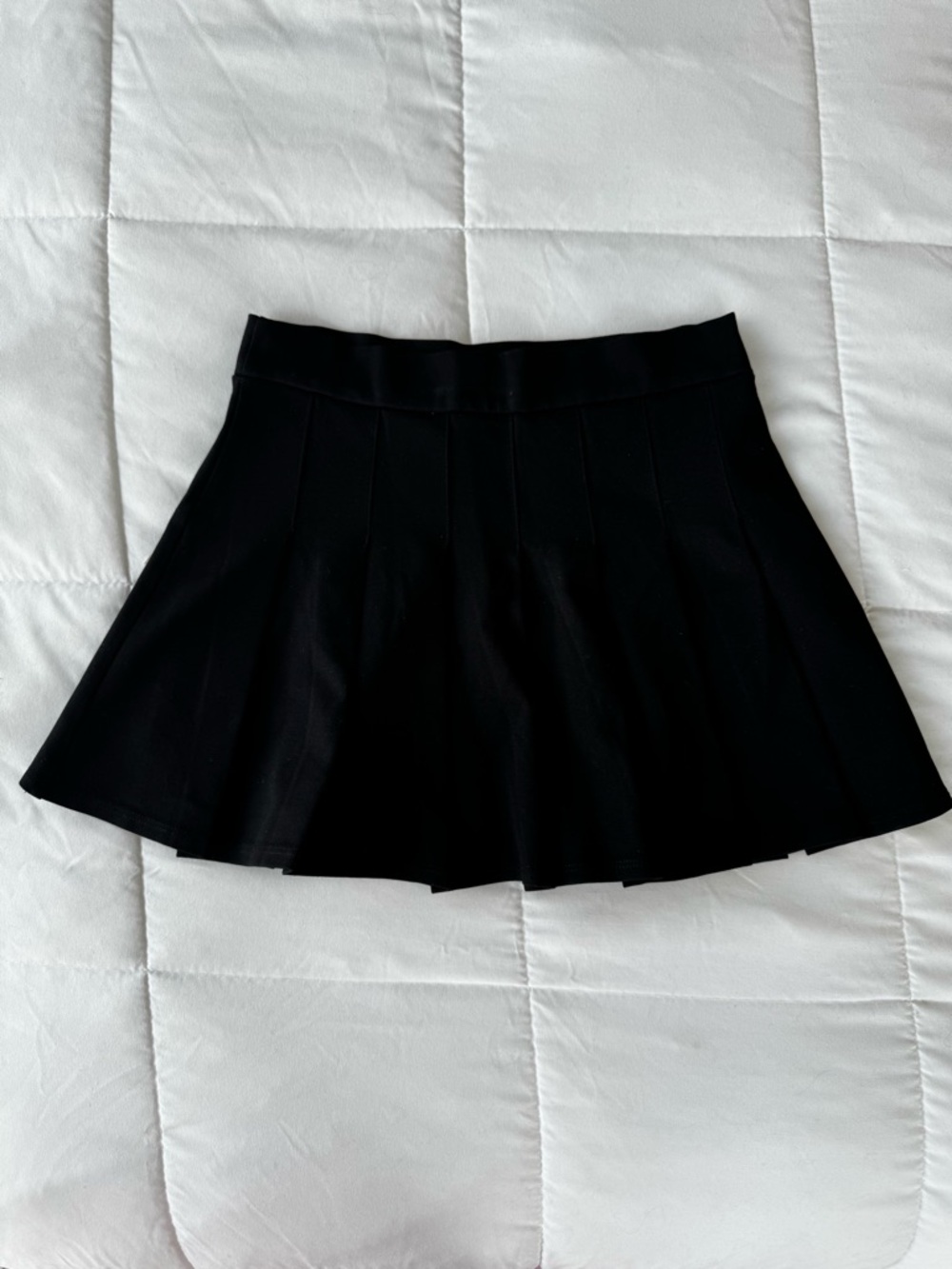 Windsor Black Pleated Skirt